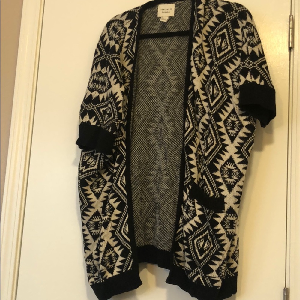 CARDIGAN WITH POCKETS